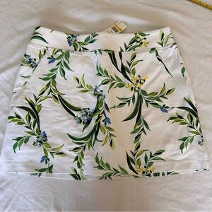 NEW Tommy Bahama Floral Mini Skirt Skort in White, Green and Blue. Medium. Golf